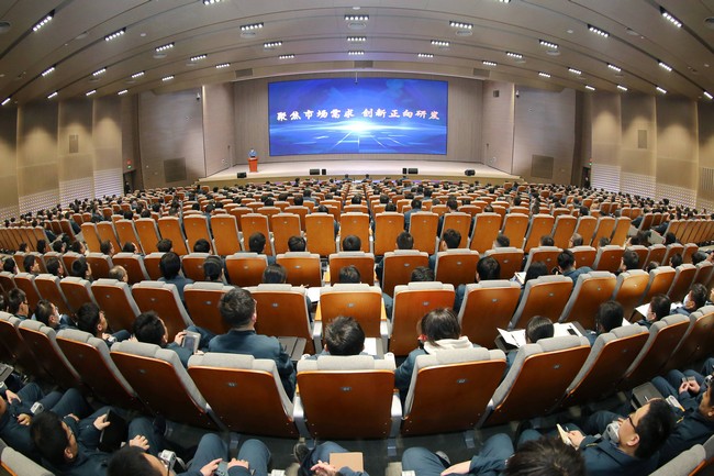 1月9日，山推啟動正向研發(fā)流程